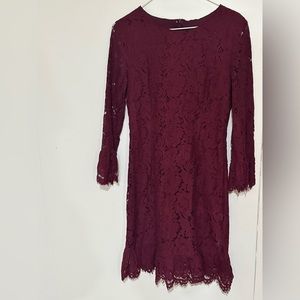 EUC Lulus Lace Long Sleeve Dress
